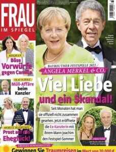Frau im Spiegel – 03 August 2022